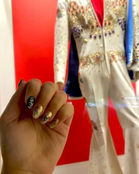 Such a fun set! We talked about these for a year before we got to bring them to life! & to Graceland they went 🤩⚡️🦅⛓️‍💥❤️💙 . #elvis #elvispresley #graceland #nailaddict #nailsnailsnails #nailtech #nails #naildesign #nailart #renotahoe #nailsbyjohnnie Elvis Presley Nails, Reno Tahoe, Graceland, Nail Tech, Elvis Presley, A Year, Nail Designs, Nail Art, Bring It On