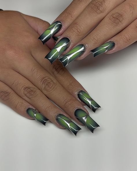 Aura nails 🦎💫 #mkenails #mkenailtech #trendynails #chromedesign #nailsofinstagram #airbrushdesign Chromakopia Nails, Black And Green Aura Nails, Green Aura Nails Acrylic, Air Brush Nails Art, Black Green Aura Nails, Aura Nails Green, Black Aura Nails With Chrome, Airbrush Green Nails, Air Brush Nails