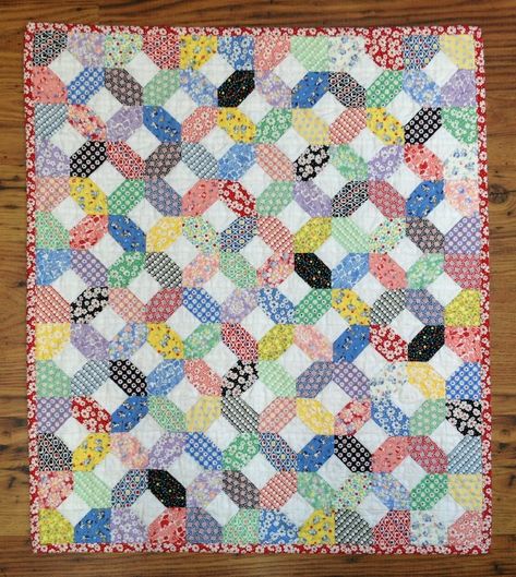 Anniversary Quilt, Charm Pack Patterns, Snowball Quilts, Charm Square Quilt, Vintage Quilts Patterns, Quilt Pattern Download, Ladies Club, Charm Packs, Country Quilts