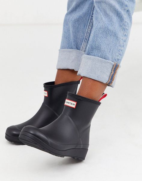 HUNTER HUNTER ORIGINAL PLAY SHORT WELLINGTON BOOTS-BLACK. #hunter #shoes Hunter Play Short Rain Boots Outfit, Gumboots Outfit, Hunter Boots Outfit Spring, Short Hunter Boots Outfit, Short Rain Boots Outfit, Wellington Boots Outfit, Hunter Wellington Boots, Hunter Boots Short, Rain Boot Outfit