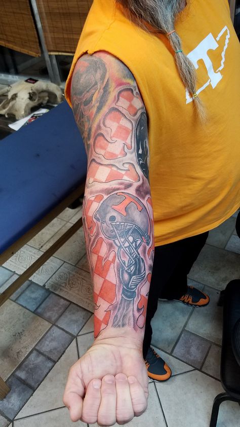 Tennessee Volunteers Tattoo Tennessee Vols Tattoos Ideas, Tennessee Vols Tattoo, Vols Tattoos, Tennessee Tattoos, Tennessee Tattoo Ideas, Tennessee Tattoo, Football Tattoo, Tennessee Volunteers Football, Tennessee Vols