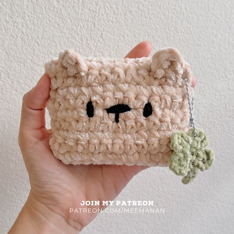 Crochet Card Pouch, Crochet Mini Pouch, Pencil Pouch Pattern, Bear And Rabbit, Crochet Wallet, Crochet Doll Tutorial, Crochet Fairy, Pouch Tutorial, Crochet Pouch