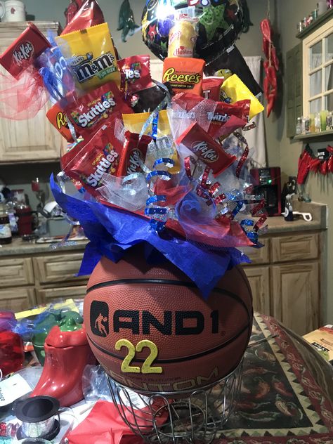 #easy #diy #basketball #giftbasketball Basketball Gift For Boyfriend, Valentines Gift For Basketball Boyfriend, Basketball Themed Gift Baskets, Basketball Valentines Gifts, Basketball Senior Night Baskets, Senior Night Basketball Baskets, Basketball Bf Gifts, Basketball Basket Ideas, Basketball Gift Basket For Boyfriend