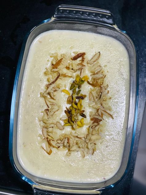 Kheer Food Photography, Ramzan Food, Eating Food Funny, Friend Lyrics, Drink Photography, Food Funny, Favorite Recipes Dinner, 90s Bollywood, Snap Streak