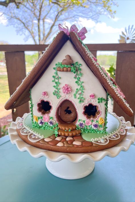 Cute Gingerbread House, Easter Gingerbread House, Gingerbread House Template, Gingerbread Dough, Make A Gingerbread House, Butterfly Cookies, Spring House, Cookbook Template, Gingerbread Crafts