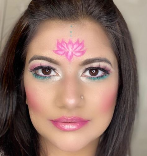 Lotus Face Painting, Lotus Flower Makeup, Lotus Makeup, Makeup Fantasi, Make Ip, Makeup Themes, Bad Gyal, Flower Makeup, Art Makeup