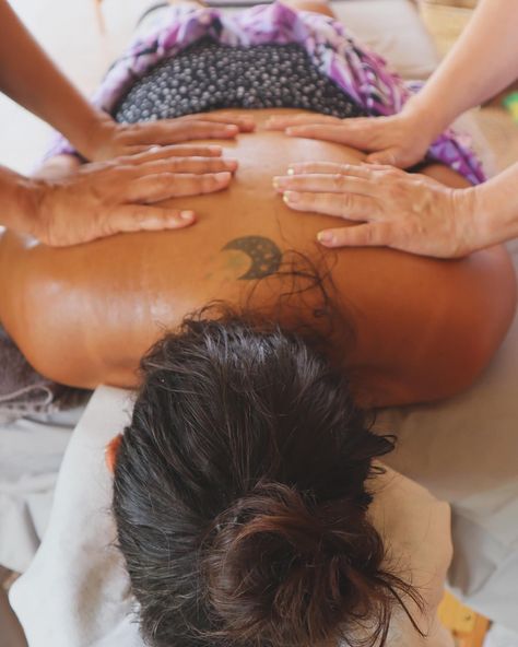 Save the date! 🗓️ Our next Ayurvedic Body Therapy Certification Program is next month in Isabela! 🇵🇷 Sept 20-22 💆‍♀️we will be sharing our 3 Day Program which includes: - Single and Tandem Traditional Ayurvedic Oil Massage - Herbal Steam Therapy - Detoxification Protocols - Marma of the Face and Head - Women’s Health Packages Program runs 9am-5pm daily with both English and Spanish Translation available. DM us for more info or click the link in bio to register. Special rates for all Puerto ... Massage Training, Spanish Translation, Herbal Steam, Ayurvedic Massage, Ayurvedic Oil, Body Therapy, Tandem, Save The Date, The Face