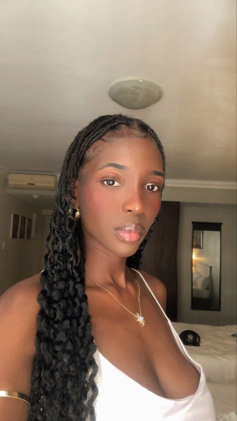 Wavy Braids Black Women, Goddess Braids Black Women, Wavy Knotless Braids, Knotless Braids Goddess, Brown Knotless Braids, Brown Knotless, Black Woman Braids, Fairy Hairstyle, Braids 2024