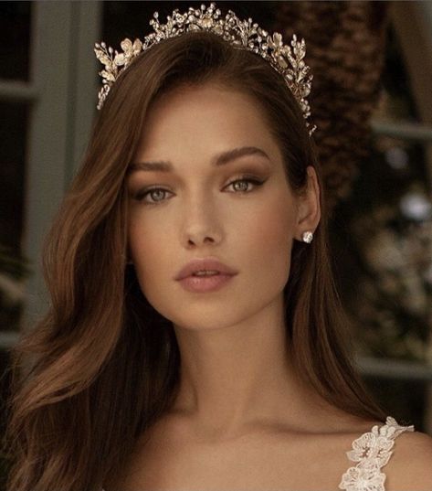 Wedding Hairdo, Wedding Dresses Whimsical, Long Hair Ponytail, Wedding Accesories, Hairdo Wedding, Ponytail Hairstyles, Girl Icons, Hair Videos, Pretty Face