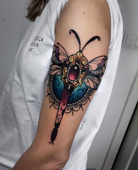 Beautifully styled decorative arm piece for girls, with a dragonfly and ruby. Rachel Tattoo, Neotrad Tattoos, General Tattoo, Wings Tattoo Meaning, Borboleta Tattoo, Taurus Tattoo, Jewel Tattoo, Flower Tattoo Meanings, Insect Tattoo