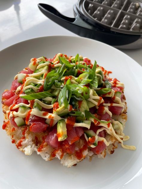 Sushi Waffle, Sushi Toppings, Spicy Tuna Crispy Rice, Tuna Crispy Rice, Marinated Tuna, Cooked Sushi, Japanese Mayo, Yummy Asian Food, Tuna Pizza