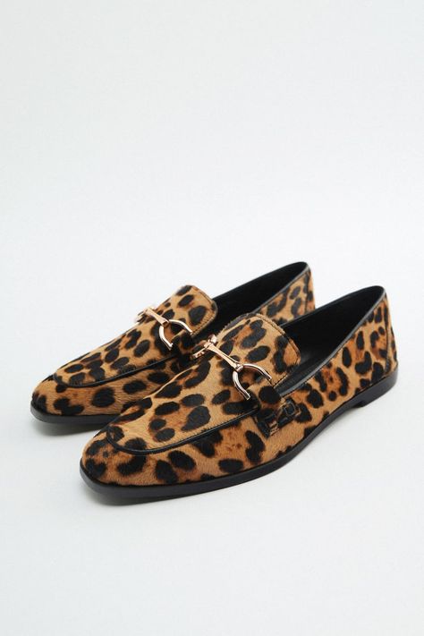 Leopard Loafers Outfit, Animal Print Loafers, Leopard Print Loafers, Metallic Loafers, Leopard Loafers, Loafers Outfit, Fashion Shoes Boots, Shoe Boot Sandals, Suede Loafers