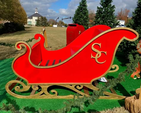 Diy Santa Sleigh Template, Santa Sleigh Template, Diy Santa Sleigh, Wooden Sleigh Diy, Sleigh Template, Wooden Santa Sleigh, Santa Chair, Christmas Sleigh Decorations, Christmas Lawn Decorations