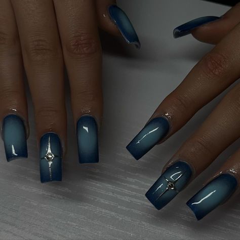 Simple Aura Nails, Nails Acrylic Dark Blue, Blue Aura Nails, Blue Coffin Nails, Aura Nails, Blue Aura, Blue Acrylic Nails, Y2k Nails, Brighton And Hove