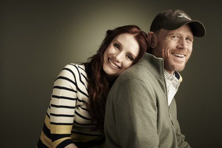 Bryce and Ron Howard Father Daughter Photos Older, Dad And Daughters Photography, Father Daughter Poses, Father Daughter Photos, Father Daughter Photography, Ron Howard, Famous Kids, Family Portrait Poses, Dallas Howard