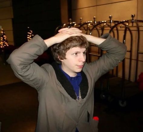 Scott Pilgrim Comic, Paul Dano, Michael Cera, Moisturizing Face Cream, Face Reveal, Scott Pilgrim, Tom Hanks, Reaction Pictures, Celebrity Crush