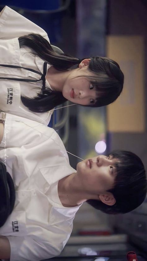 “When I Fly Towards You” (2023) 💞 Zhou Yi Ran & Zhang Miao Yi as the adorable forever couple: Zhang Lu Rang & Su Zai Zai 🥰 High School life together 💖 Zhang Miao Yi And Zhou Yiran, Rangrang And Zai Zai, Rang Rang And Zai Zai, Su Zaizai And Zhang Lu Rang, When I Fly Towards You, School Couple, Zhang Miao Yi, High School Couples, Running Gif