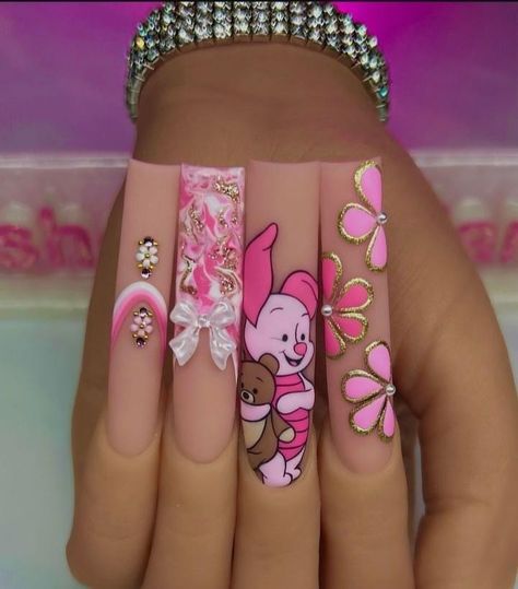 Pig Nails, Disney Piglet, Nails Disney, Girly Nails, Disney Inspired Nails, Bee Nails, Long Acrylic, Art Nails, Halloween Nail Art