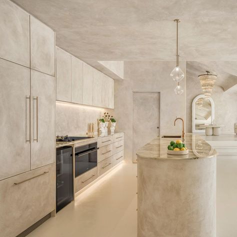 Matt Jamieson & Emma Sweeny on Instagram: “THE KITCHEN…🍴” Small Kitchen Renovations, Mediterranean Style Home, Venetian Plaster, Blog Images, Kitchen Inspo, Futurism, Dream Home Design, Gold Coast, Kitchen Renovation