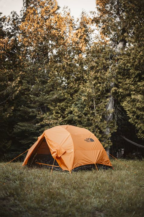 Finally bought myself a good quality tent this fall and tested it out with some friends in Tobermory ON Canada Tent Aesthetic, Adult Tree House, Canada Camping, Missouri Camping, Arizona Camping, Camp House, 4k Images, Isle Royale National Park, John Muir Trail