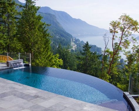 17 Magnificent Small Infinity Swimming Pool Designs To Cool Off In Your Backyard Vanishing Edge Pool, Moderne Pools, Oberirdische Pools, Infinity Pools, Pool Hacks, Pool Landscape Design, Infinity Edge Pool, Luxury Pools, Pool Construction