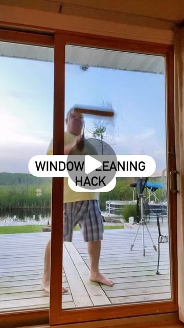 899K views · 18K likes | Daniel Cunningham on Instagram: "Window Washing Hack #tips #tricks #hacks #windowcleaning #theorganizerman #cleaninghacks" Window Washing, Clean Windows, Diy Cleaning Solution, Washing Windows, Diy Home Cleaning, Homemade Cleaning Products, Window Cleaning, Cleaning Recipes, Cleaning Ideas