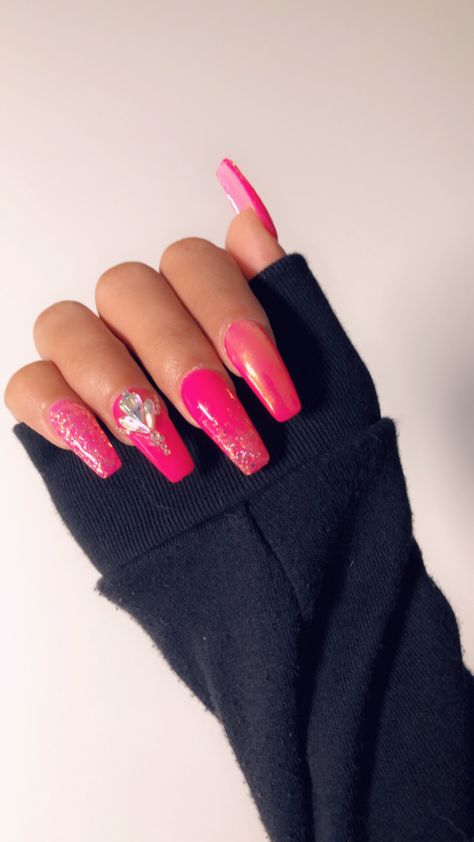 Hot pink long acrylic nails with gems 💎 glitter ✨ and chrome Hot Pink Nails With Gems, Long Acrylic Nails With Gems, Hot Pink Acrylic Nails Coffin, Pink Long Acrylic, Acrylic Nails With Gems, Pink Acrylic Nails Coffin, Hot Pink Acrylic Nails, Pretty Nail Designs Acrylics, Baby Blue Acrylic Nails