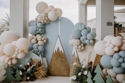 Winter Woodland Backdrop, Let The Adventure Begin Backdrop, Mountain Theme Party Decorations, Mountain Photo Backdrop, Mountain Theme Balloon Garland, Mountain Party Decorations, Mountain Balloon Arch, Snowboard Themed Birthday Party, Mountain Balloon Garland