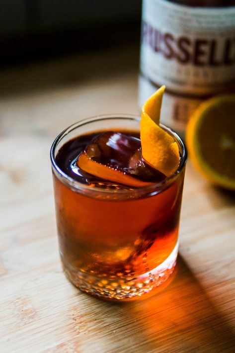 The Boulevardier Ingredients: -¾ oz. Campari -¾ oz. 1757 Vermouth di Torino Rosso -1 ½ oz. Russell’s Reserve 10-Year-Old Bourbon Preparation: Combine Russell’s Reserve 10-Year-Old Bourbon, 1757 Vermouth di Torino and Campari in a glass, stir until combined. Pour over large ice cube, garnish with orange slide and enjoy! Cocktails Recipes Easy, Campari Cocktail, Drinks To Make At Home, Campari Cocktails, Festive Cocktail Recipes, Vermouth Cocktail, Easy Drinks To Make, Drinks To Make, Passion Fruit Syrup