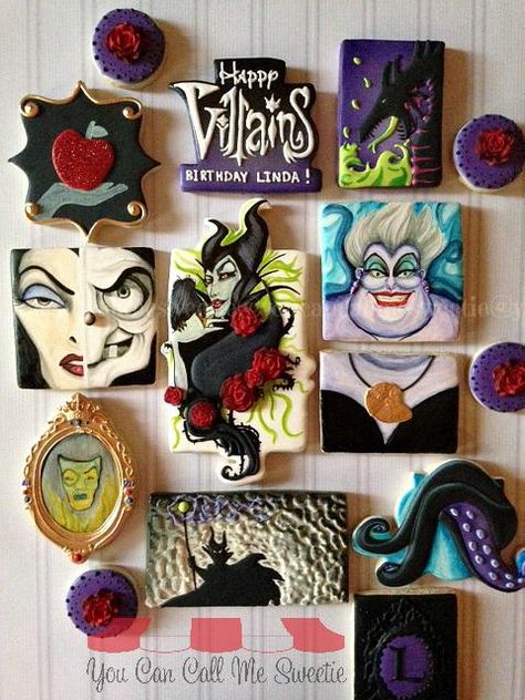 Disney Villian Cookies, Disney Villain Party, Villains Party, Disney Cookies, The Evil Queen, Cookie Connection, Paint Cookies, Creation Art, Disney Villain