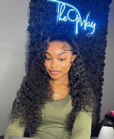 Wig Installs, Middle Part Hairstyles, Frontal Wig Hairstyles, Quick Weave Hairstyles, Protective Hairstyles Braids, Deep Wave Hairstyles, Natural Hair Styles Easy, Dope Hairstyles, Hair Ponytail Styles