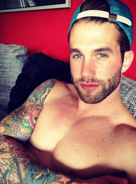 Andre Hamann Mens Facial, Mens Inspiration, Beard Tattoo, Look Into My Eyes, Boy Tattoos, Pretty Eyes, Perfect Man, Bearded Men, Cosmopolitan