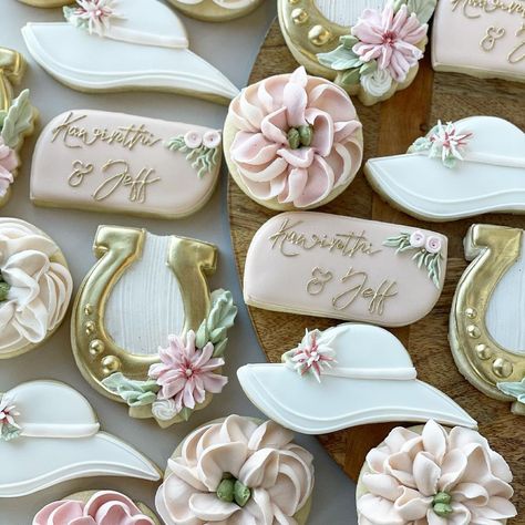 Kentucky Derby Wedding Shower, Kentucky Derby Shower Bridal, Kentucky Derby Cookies, Kentucky Derby Wedding, Gender Reveal Cookies, Bridal Cookies, Sugar Cookie Cakes, Horse Cookies