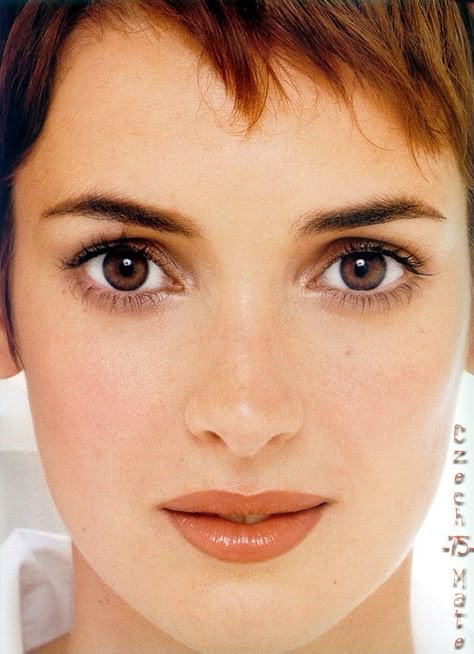 Young Winona Ryder #face Winona Ryder Young, Young Winona Ryder, Winona Ryder 90s, Neet Swat, Winona Forever, Christian Slater, Portrait Face, Girl Interrupted, Edward Scissorhands