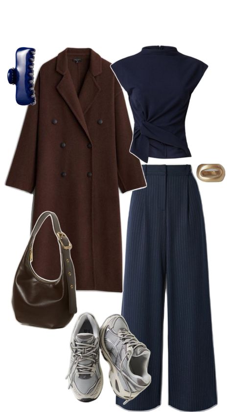 outfit Grunge Trousers Outfit, Hip Work Outfits Women, Greece Outfits Winter, Navy Corduroy Pants Outfit, Wide Leg Trousers Outfit Winter, Green And Grey Outfit, Navy Trench Coat Outfit, Hot Fall Day Outfit, Dark Blue Outfit