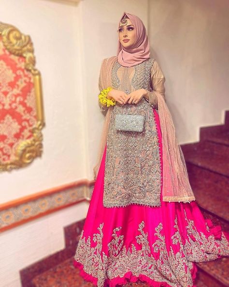 Hijab On Sharara, Pakistani Wedding Outfits With Hijab, Hijab For Functions, Gharara With Hijab, Sharara With Hijab, Simple Party Wear Gown, Party Wear Hijab Style, Party Wear Dresses Pakistani, New Gown Design