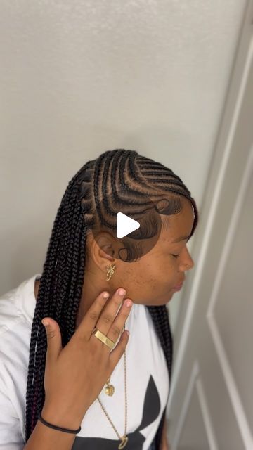 STS STYLING TRO 💕 on Instagram: "Lemonade w  knotless 😮‍💨😍 #eplorepage #hairstylistlb #knotlessbraids #lemonadebraids #redhead" Braids To The Side With Knotless, Lemonade With Knotless, Lemonade And Knotless Braids, Half Knotless Half Lemonade, Lemon Braids With Knotless, Lemonade Braids In Front Knotless In Back, Half Lemonade Braids Half Knotless, Lemonade Knotless, Lemonade Braids With Knotless