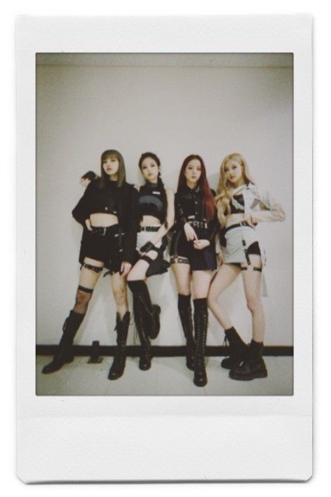 Blackpink Ot4 Polaroid, Blackpink Poloraid, Blackpink Polaroid Photos, Jisoo Polaroid Aesthetic, Blackpink Prints, Blackpink Polaroid, Polaroid Kpop, Polaroid Aesthetic, Film Polaroid