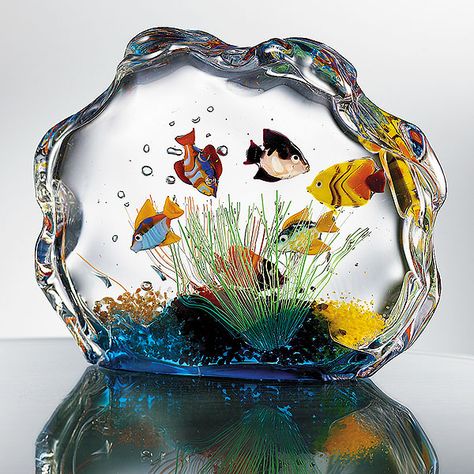 Smithsonian.org Unusual Christmas Gifts, Glass Aquarium, Art Of Glass, Blown Glass Art, Fish Sculpture, Glass Figurines, Clown Fish, Gorgeous Glass, Glass Animals