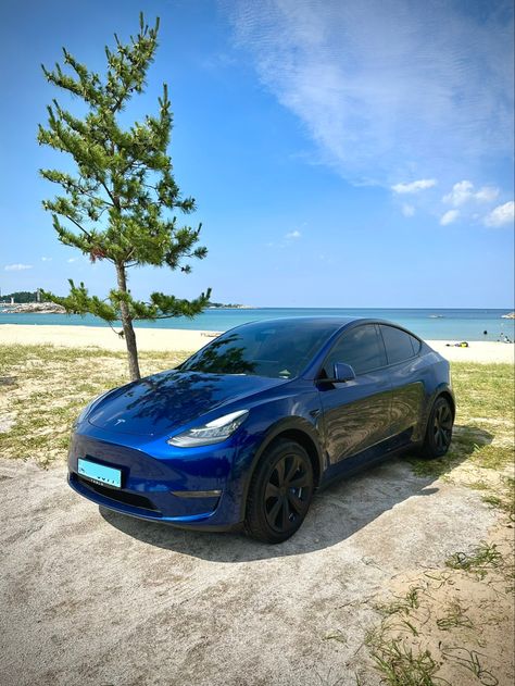 Tesla Model Y Blue, Blue Tesla, Tesla Lighter, Tesla Y, Tesla Model Y, Tesla Model, Tesla, Life Is Good, Vision Board