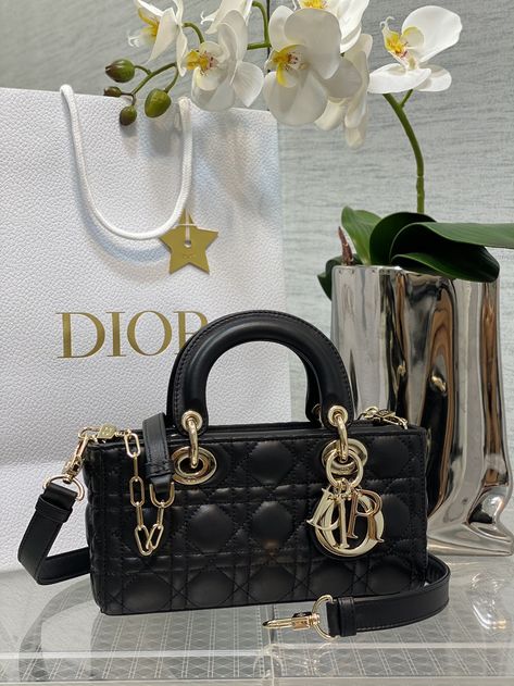 Ball Pattern, Tas Bahu, Pattern Bag, Patent Leather Bag, Women's Bags By Shape, Women's Bags By Style, Fancy Bags, Dior Handbags, Printed Bags