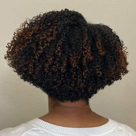 Black Natural Haircuts For Women, Heart Shape Natural Haircut, Natural Hair Shapes For Black Women, 4c Hair Shape, Heart Shaped Natural Haircut, Shaped Natural Hair, Natural Hair Cuts Shape, Bob Natural Hair, Curly Taper