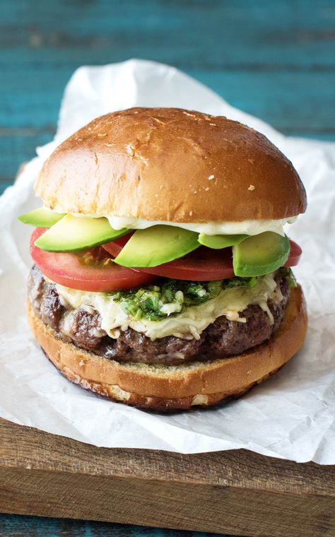 Easy Chimichurri Burgers with Avocado, Monterey Jack, and Cabbage Slaw | HelloFresh Recipe. Use code "HELLOPINTEREST" for $25 off your 1st HelloFresh box! Hamburger Photography, Cactus Corner, Burgers With Avocado, Hellofresh Recipes, Cheese Burgers, Blue Apron Recipes, Barbeque Recipes, Burger Dogs, Hello Fresh Recipes