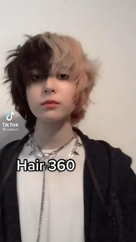 Pin by Erlita on Guardado rápido [Video] | Alternative hair, Short hair tomboy, Aesthetic hair Alt Hairstyles Short Fluffy 360, Short Alt Hair 360, Short Fluffy Haircuts 360, Ftm Wolfcut, Alt Hair 360, Ftm Haircuts 360, Hair 360 Short Fluffy, Short Dyed Hair Grunge, Short Dyed Hair Ideas