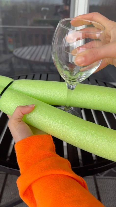 Brooklyn B | Transform a pool noodle into a beautiful centerpiece 😉💁🏻‍♀️ #DIY #homedecor #hacks | Instagram Glass And Candle Centerpieces, 60 Birthday Centerpieces, Diy Party Table Set Up, Diy Tall Vase Centerpiece, Bridal Shower Table Centerpiece, Pool Noodle Fall Centerpiece, Diy Flower Table Runner, Pool Noodle Centerpiece Ideas Fall, Fall Pool Noodle Crafts