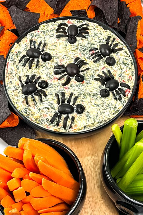 Halloween Spinach Artichoke Dip, Spooky Dips For Halloween, Hummus Halloween, Halloween Spinach Dip, Halloween Veggie Tray Ideas, Halloween Dip, Caprese Bites, Halloween Appetizer, Vegetable Dips