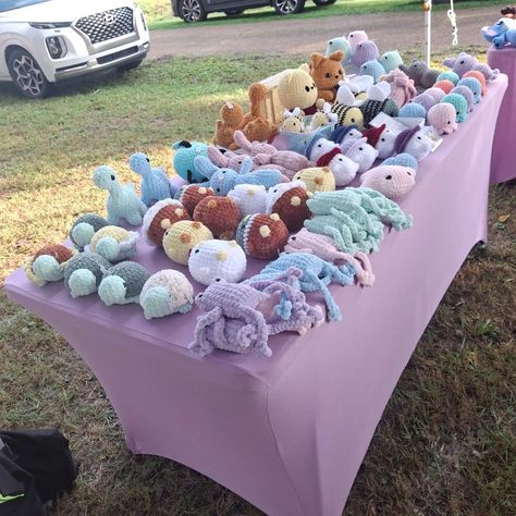 Market setup today! Yall be sure to come see all of the incredible vendors setup today! Bogue creek Festival in Duckhill, Ms from 9-4 p.m. . . . Hashtags: #mississippi #shopsmall #crochetersofinstagram #crochet #smallbusiness #plushie #explore #amigurumi #crochetlove Crochet Market Setup Ideas, Crochet Market Setup, Market Setup, Crochet Craft Fair, Crochet Store, Market Booth, Crochet Market, Crochet Plushies, Crochet Strawberry