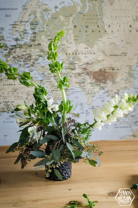 Wild Floral Arrangements, Wild Flower Arrangements, Runner Tips, Wet Foam, Bells Of Ireland, Modern Florals, Flower Arrangements Simple, Modern Flower Arrangements, Handmade Beauty Products