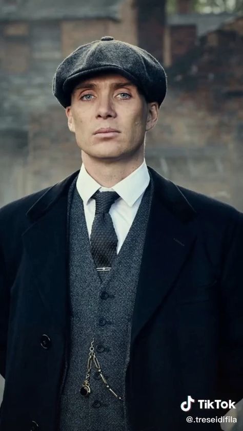 Cillian Murphy Wedding, Mens Hair Color Ideas, Mens Hair Color, French Crop Haircut, Diana Mitford, Growing Hair Men, Hair Designs For Men, French Crop, Mens Hairstyles Curly