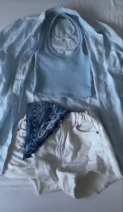 Outfit Ete, Outer Banks Outfits, Summer Hawaii, Fashion Tiktok, Downtown Outfits, Outfit Inspo Summer, Cute Preppy Outfits, Trendy Summer Outfits, Outfits Verano